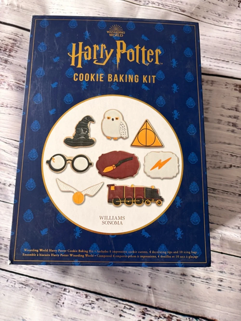 Williams Sanoma Harry Potter Cookie Kit - Navy and Gold